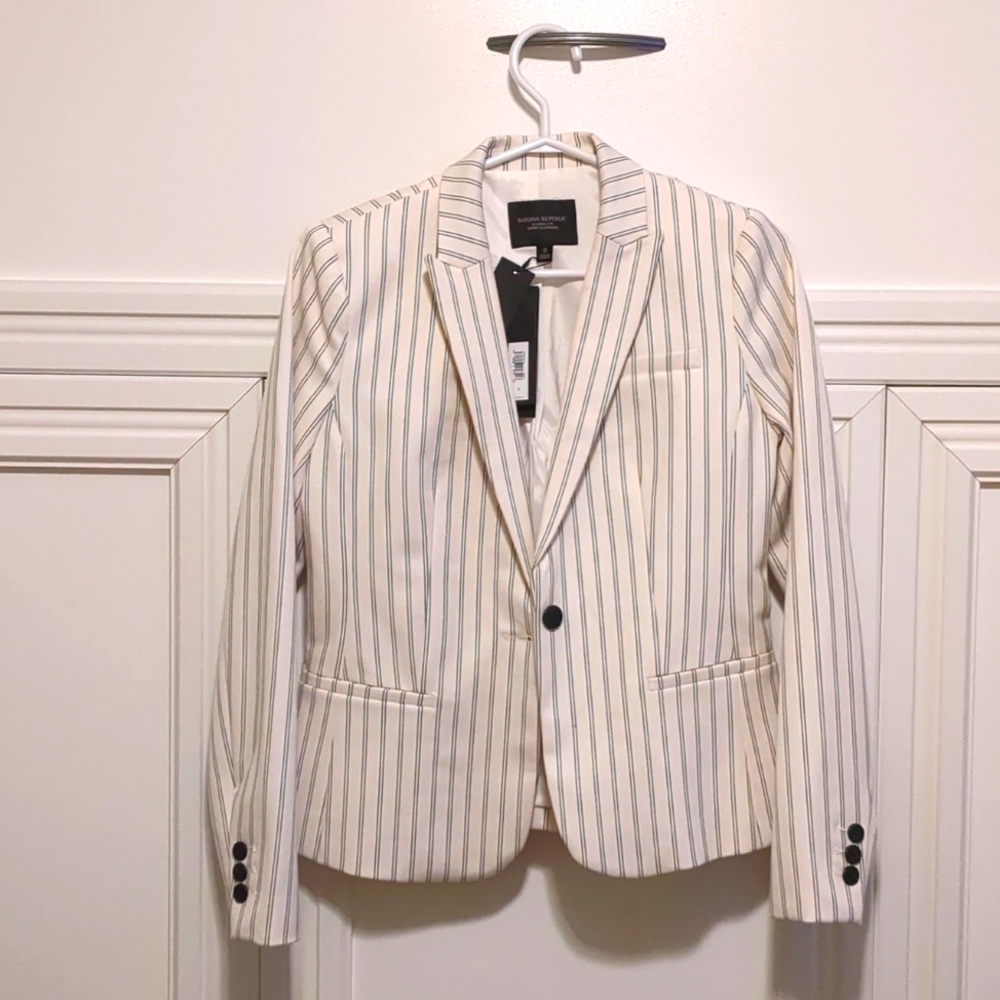 NWOT Banana Republic pin stripe blazer